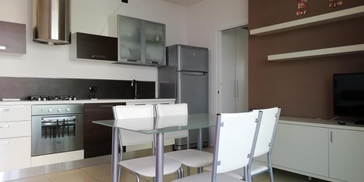 Brezza Da Mare Lägenhet Rimini Exteriör bild
