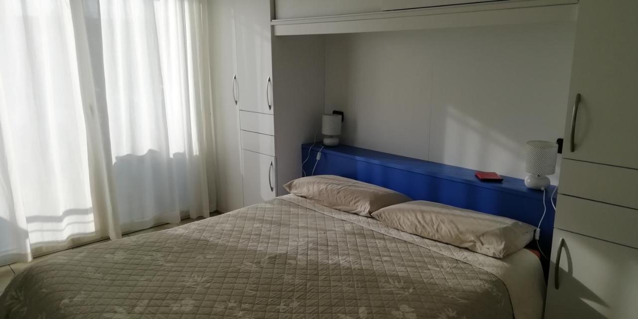 Brezza Da Mare Lägenhet Rimini Exteriör bild